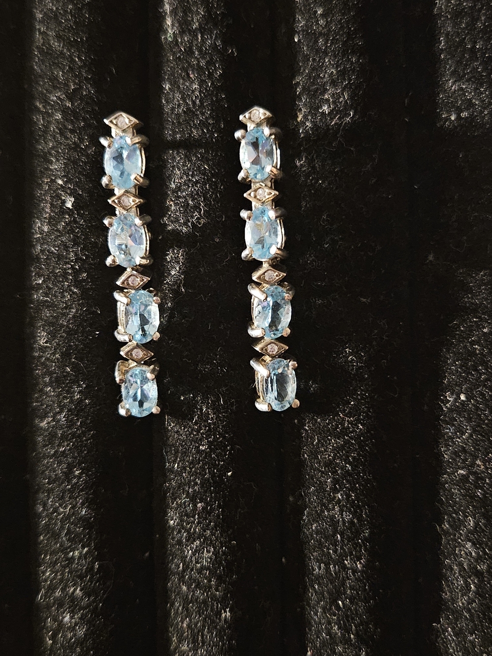 925S Neon Blue Apatite With Clear Quartz Linear Drop Earrings